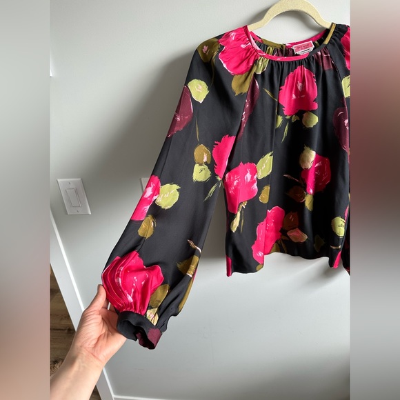 KATE SPADE - Just Rosy Keyhole Top - Picture 8 of 11